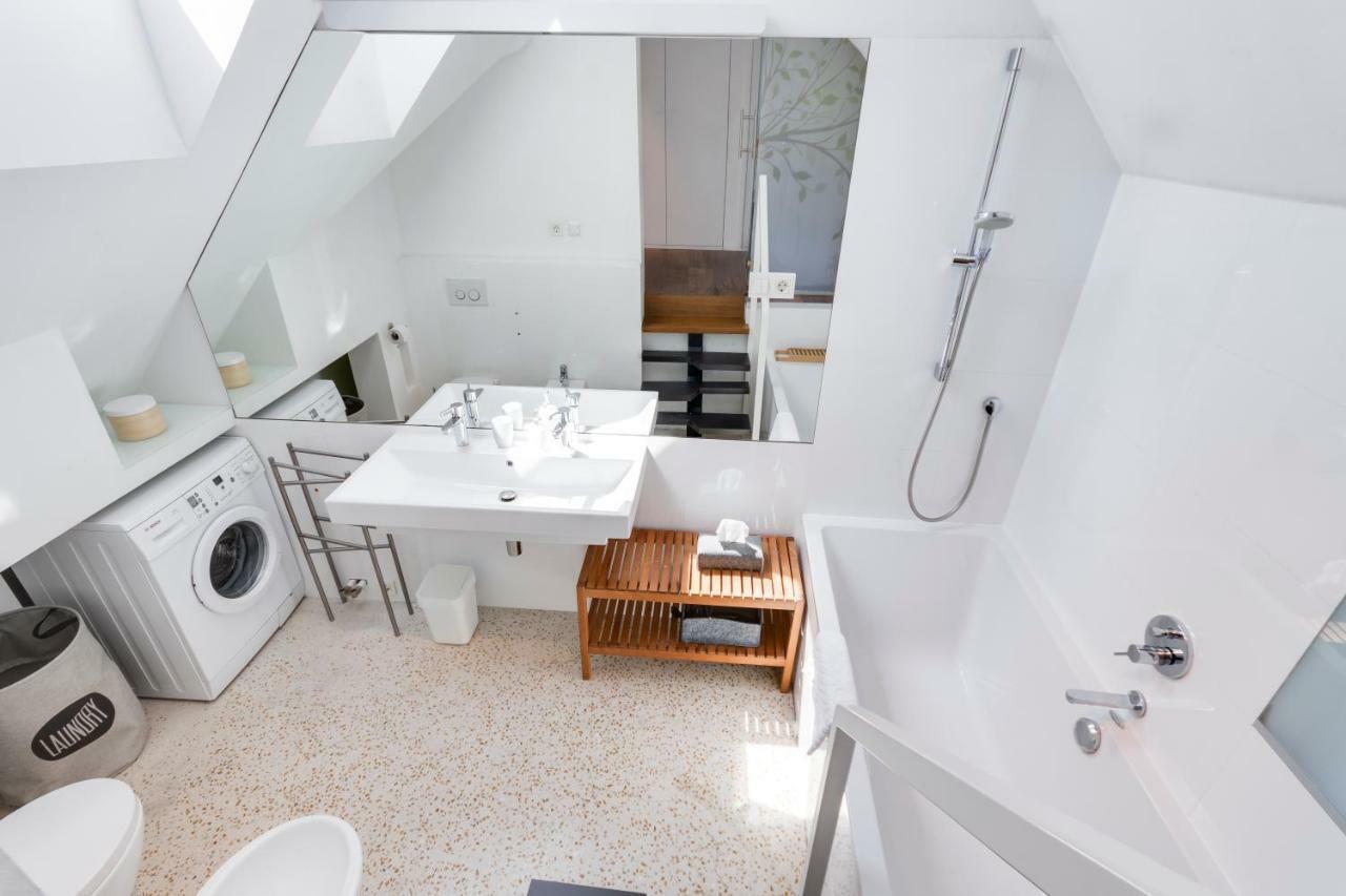 Fine Ljubljana Apartments Bagian luar foto
